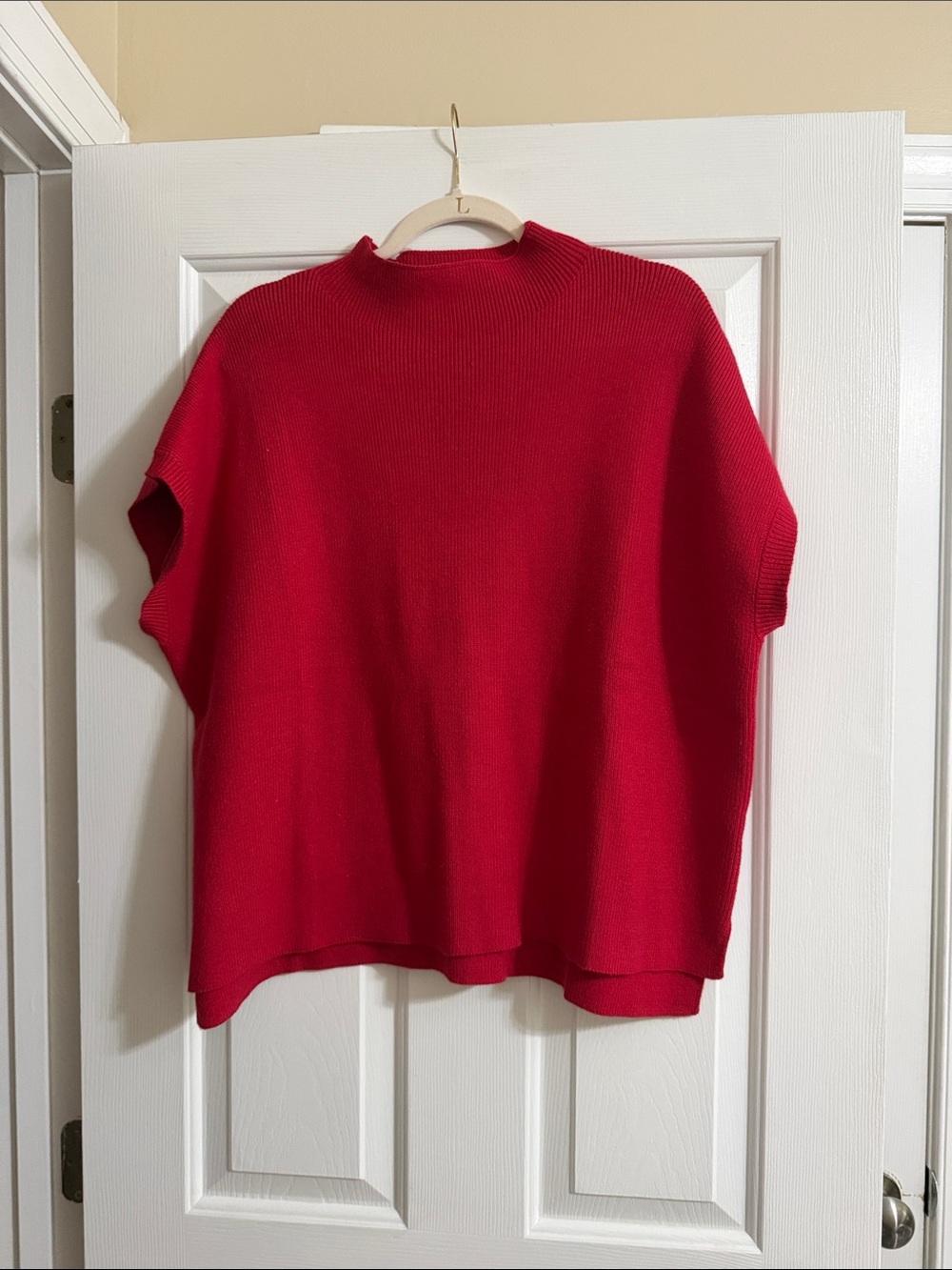 Jodifl Women’s Red Sleeveless Mock Neck Pullover Sweater Size Medium